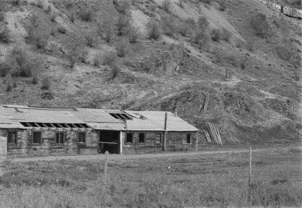 Old Roadhouse at 12 Mile, near Fountain BC