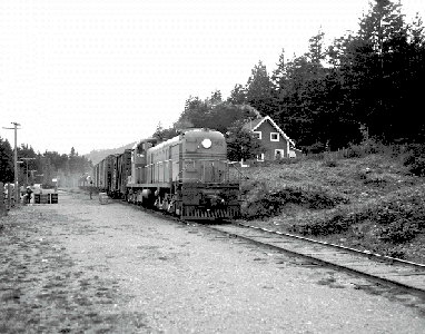 BC Archives # I-29045, PGE train at D'arcy