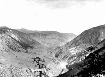 BC Archives # H-00639, View up the Fraser from Moran area